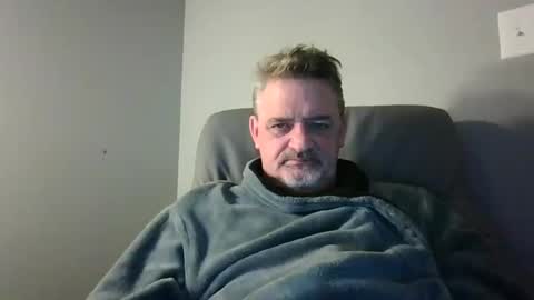 Snapshot of petermelotte8 chatting on February 19, 2025, 2:55 am petermelotte8 online show from February 19, 2025, 2:55 am