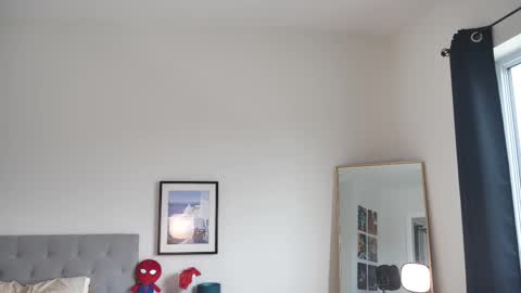 Peter Parker online show from September 23, 2025, 8:12 pm