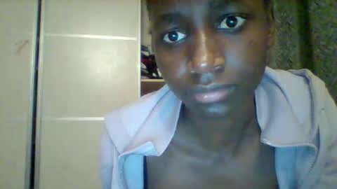Snapshot of petite_ariana chatting on May 16, 2026, 8:07 pm ariana online show from May 16, 2026, 8:07 pm