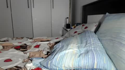 petite_danielle online show from July 18, 2026, 10:24 pm