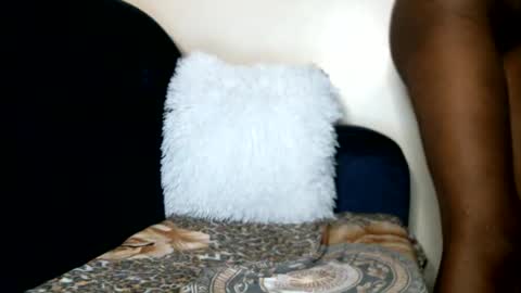 Snapshot of petite_shan chatting on November 2, 2025, 11:51 pm petite_shan online show from November 2, 2025, 11:51 pm