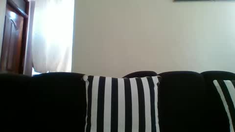 petite_shan online show from January 18, 2026, 4:38 am