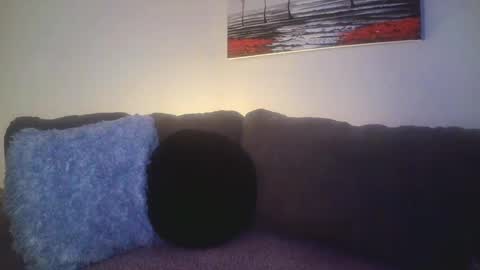 Snapshot of petite_treat_ chatting on March 6, 2025, 9:58 am petite treat online show from March 6, 2025, 9:58 am