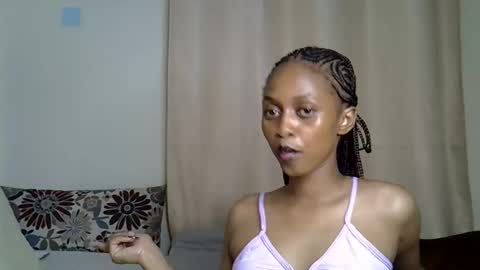 Caramel online show from October 15, 2025, 9:26 pm