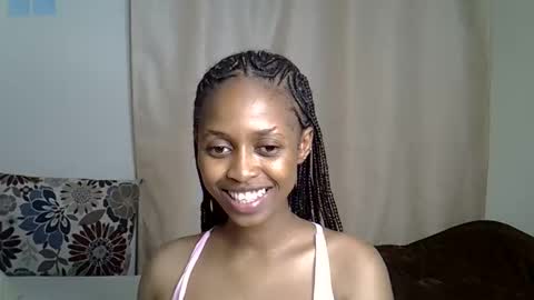 Caramel online show from October 18, 2025, 3:46 pm