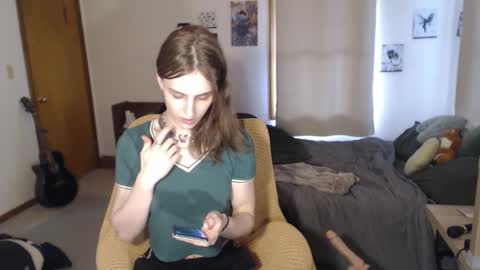 caracal online show from February 21, 2025, 9:32 pm