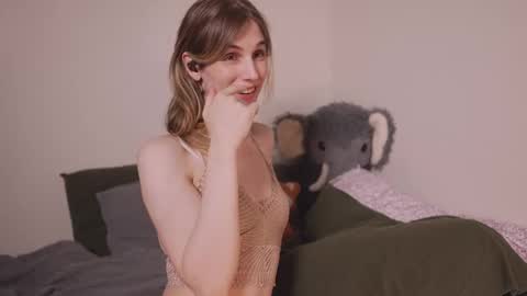 caracal online show from October 10, 2025, 12:20 am