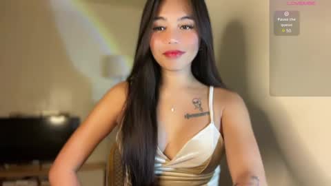 Snapshot of petitegirlx69 chatting on January 4, 2025, 9:00 am miss lisa online show from January 4, 2025, 9:00 am