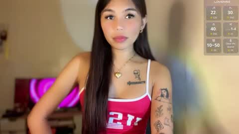 Snapshot of petitegirlx69 chatting on February 8, 2026, 9:07 pm miss lisa online show from February 8, 2026, 9:07 pm