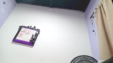 danna online show from December 14, 2024, 3:51 am