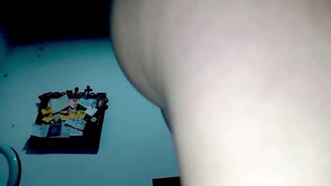 danna online show from December 2, 2025, 4:18 am