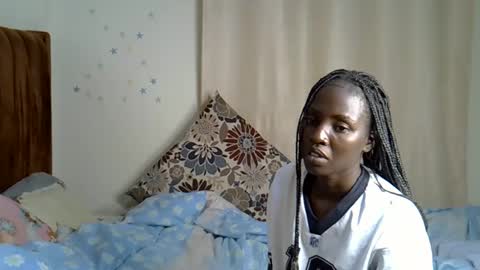 Snapshot of petitekittyy chatting on February 4, 2026, 3:01 am Kitty online show from February 4, 2026, 3:01 am