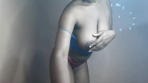 Snapshot of petitemomma76379 chatting on May 30, 2026, 4:59 pm sexy chocolate online show from May 30, 2026, 4:59 pm