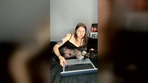 I am very new and dont know what im doing lol online show from May 30, 2026, 11:13 pm