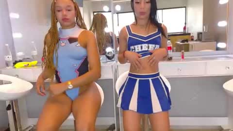 Snapshot of petitestrawberry18 chatting on February 18, 2026, 9:22 pm Tip us ask our names online show from February 18, 2026, 9:22 pm