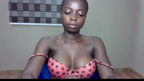 Snapshot of petitexxebony chatting on May 27, 2026, 5:10 pm petitexxebony online show from May 27, 2026, 5:10 pm