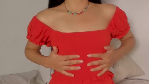 Snapshot of petitgirl_ chatting on February 27, 2025, 6:09 pm J A S S online show from February 27, 2025, 6:09 pm