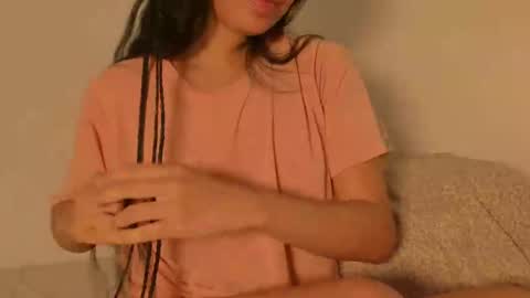 Snapshot of petitgirl_ chatting on March 10, 2025, 6:23 pm J A S S online show from March 10, 2025, 6:23 pm