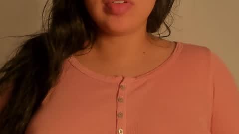 Snapshot of petitgirl_ chatting on November 17, 2025, 8:14 pm J A S S online show from November 17, 2025, 8:14 pm