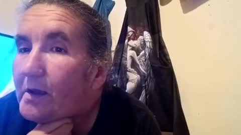 Snapshot of petraszkot chatting on July 6, 2026, 4:42 am petraszkot online show from July 6, 2026, 4:42 am
