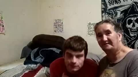 Snapshot of petraszkot chatting on July 18, 2026, 6:23 pm petraszkot online show from July 18, 2026, 6:23 pm