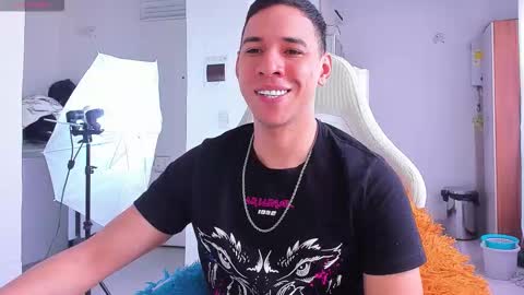 Snapshot of petter_coleman chatting on December 22, 2025, 7:11 pm Petter Coleman online show from December 22, 2025, 7:11 pm