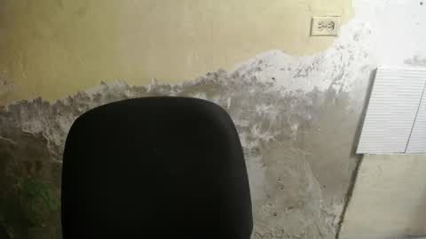 petty_boy777 online show from December 20, 2025, 12:23 pm