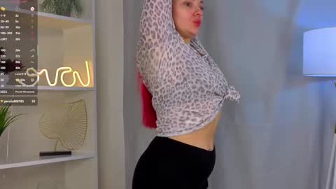 Snapshot of petulagambee chatting on September 16, 2025, 5:30 am Kate online show from September 16, 2025, 5:30 am