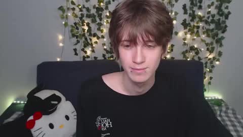 Snapshot of pexxide chatting on January 12, 2026, 10:15 pm soren online show from January 12, 2026, 10:15 pm