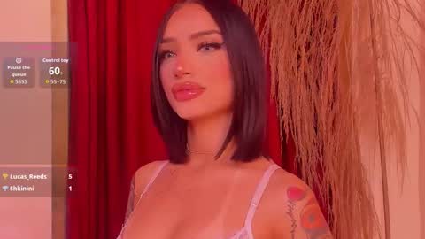 Snapshot of peytonreeds chatting on October 31, 2025, 2:34 am Pet Rees online show from October 31, 2025, 2:34 am