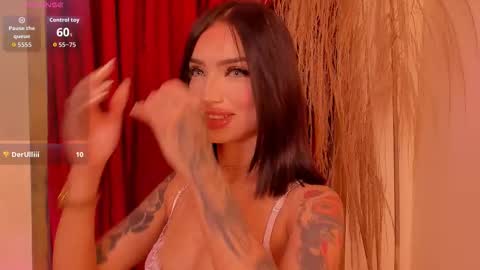 Snapshot of peytonreeds chatting on November 26, 2025, 2:23 am Pet Rees online show from November 26, 2025, 2:23 am