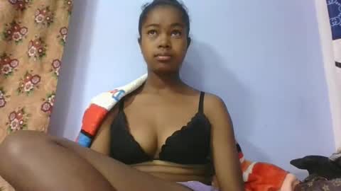 phania185885 online show from March 11, 2026, 5:35 am