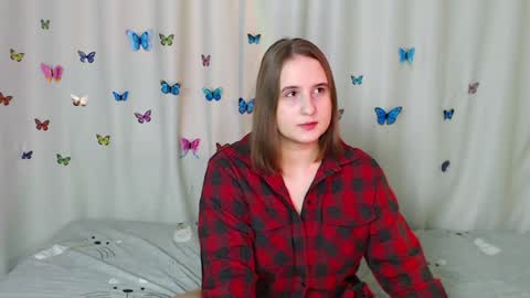 Snapshot of phantommira chatting on January 20, 2025, 1:00 pm phantommira online show from January 20, 2025, 1:00 pm