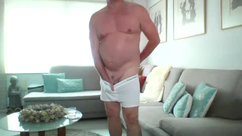 Snapshot of phil279 chatting on July 3, 2026, 1:06 pm Phil online show from July 3, 2026, 1:06 pm