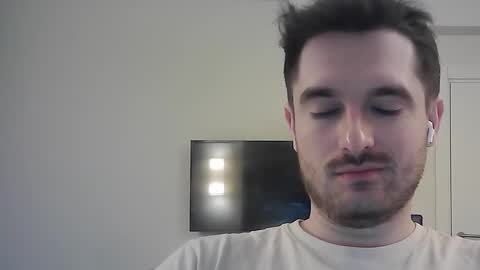 Snapshot of philborison chatting on February 18, 2025, 4:48 am PhilipBorison online show from February 18, 2025, 4:48 am