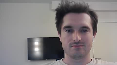 Snapshot of philborison chatting on September 10, 2025, 4:56 am PhilipBorison online show from September 10, 2025, 4:56 am