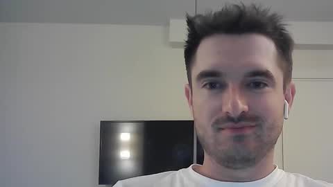 Snapshot of philborison chatting on September 22, 2025, 5:31 am PhilipBorison online show from September 22, 2025, 5:31 am