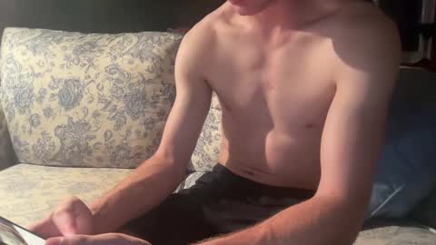 Snapshot of philipperyan18 chatting on September 19, 2025, 2:13 am Pitaylol online show from September 19, 2025, 2:13 am