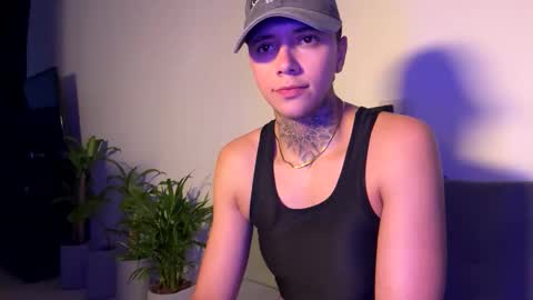 Snapshot of phillip_brownn chatting on February 3, 2026, 12:10 pm PHILLIP online show from February 3, 2026, 12:10 pm