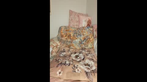 Snapshot of philos1979 chatting on February 6, 2026, 6:55 pm philos1979 online show from February 6, 2026, 6:55 pm