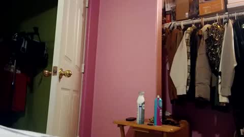 Snapshot of phxdivorcedad chatting on March 4, 2025, 2:06 am phxdivorcedad online show from March 4, 2025, 2:06 am