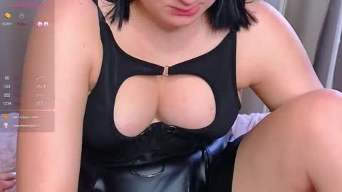 Snapshot of phyllisheart chatting on March 11, 2025, 11:23 am Lora black and Lili blonde welcome you here online show from March 11, 2025, 11:23 am