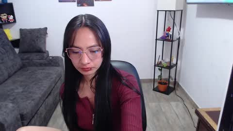 Snapshot of pia_horny chatting on January 9, 2025, 8:11 pm Pia online show from January 9, 2025, 8:11 pm