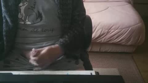 Snapshot of piavola chatting on May 11, 2026, 7:03 am piavola online show from May 11, 2026, 7:03 am