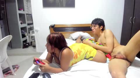 picaszomilos350 online show from March 10, 2025, 8:48 am