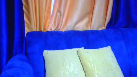 Snapshot of pickme60 chatting on February 11, 2025, 8:10 pm pickme60 online show from February 11, 2025, 8:10 pm