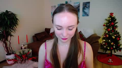 Snapshot of pieceofinspiration chatting on December 30, 2024, 11:15 am Emelie online show from December 30, 2024, 11:15 am