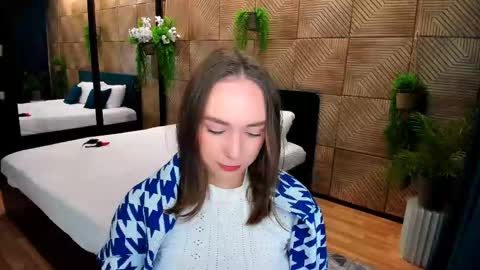 Snapshot of pieceofinspiration chatting on October 1, 2025, 4:13 pm Emelie online show from October 1, 2025, 4:13 pm