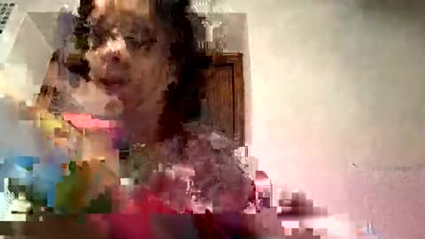 PIEDINIECOLLANT online show from November 17, 2025, 6:08 am