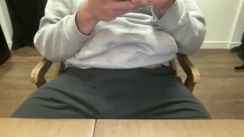 pierced_leather online show from January 12, 2025, 7:00 am